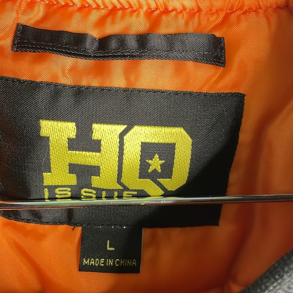 Hq is sue puffer jacket size large black with orange inside lineing pockets - Picture 2 of 7